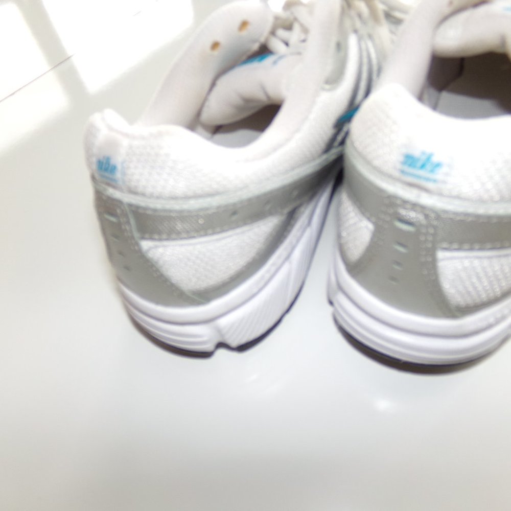 NIKE SNEAKERS - Picture 3 of 7
